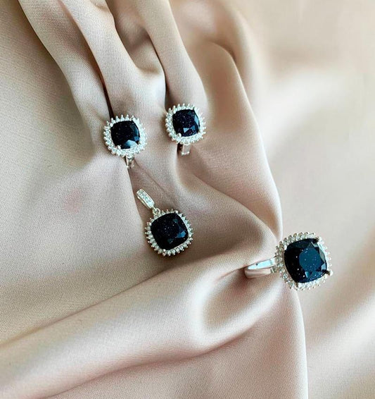 Сет из серебра с цирконом и авантюрином