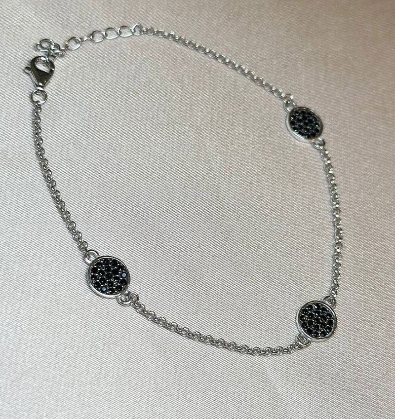 Silver bracelet with zircon