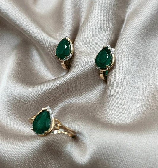 Rose gold set with zircon