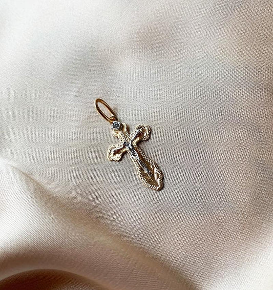 Крестик из розового золота