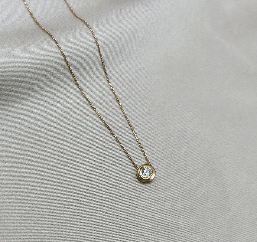 Colier din aur roz cu zirconiu