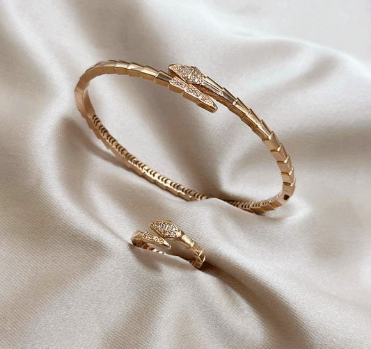 Rose gold set with zircon