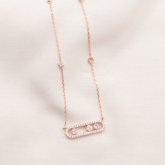 Rose gold necklace with cubic zirconia