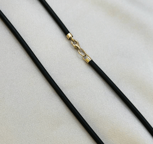 Rose gold chain with rubber and leather