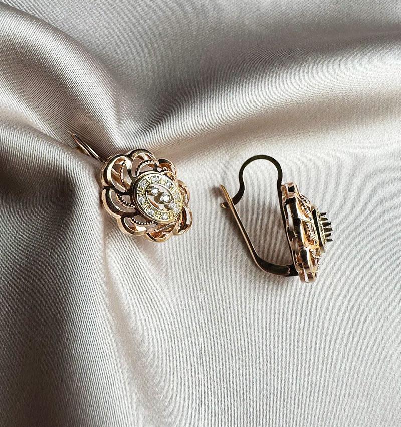 Rose gold earrings with zircon