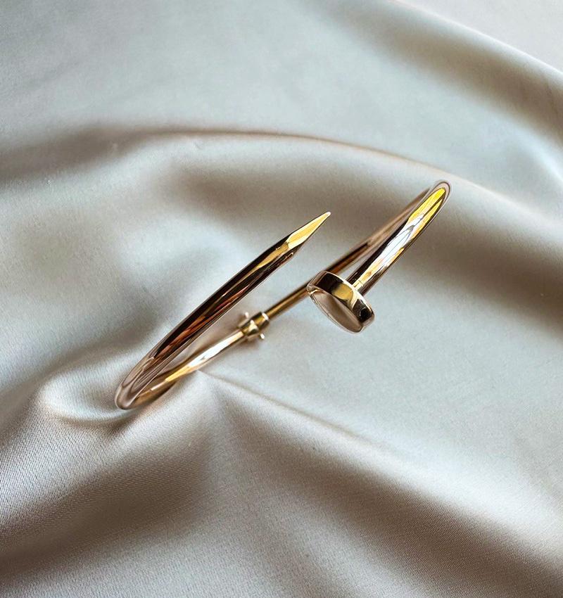 Браслет из розового золота