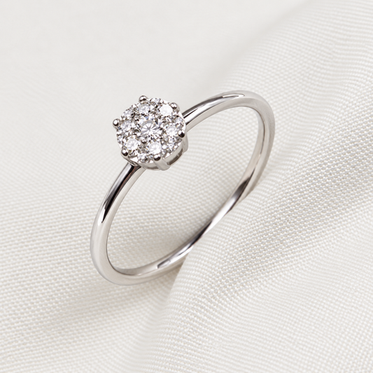 Кольцо из белого золота с бриллиантом 0.15ct