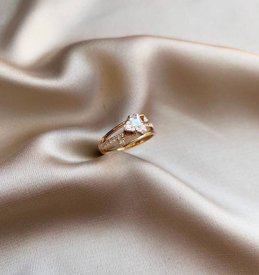 Помолвочное кольцо из розового золота