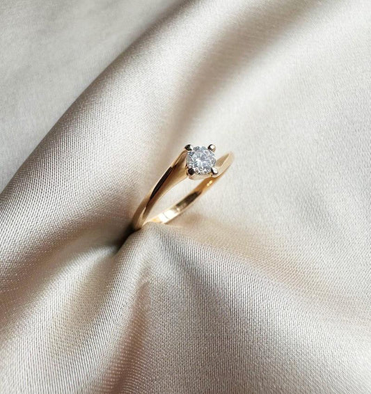 Inel din aur roz cu diamant de 0,15 ct