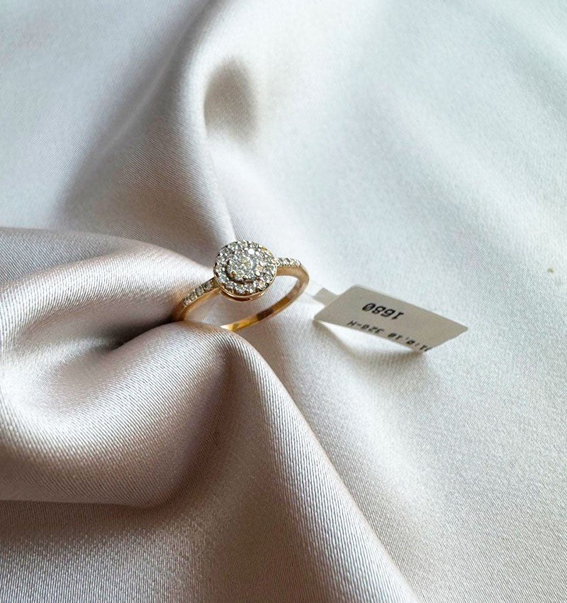 Rose gold ring with a 0.18ct diamond