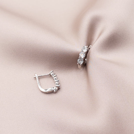 Серьги из серебра с цирконом