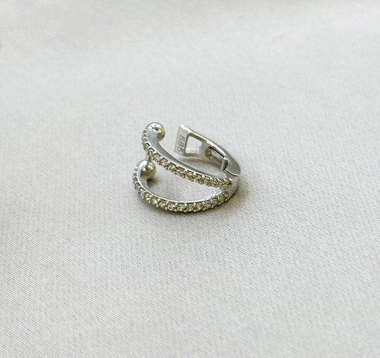 White gold earrings with zircon