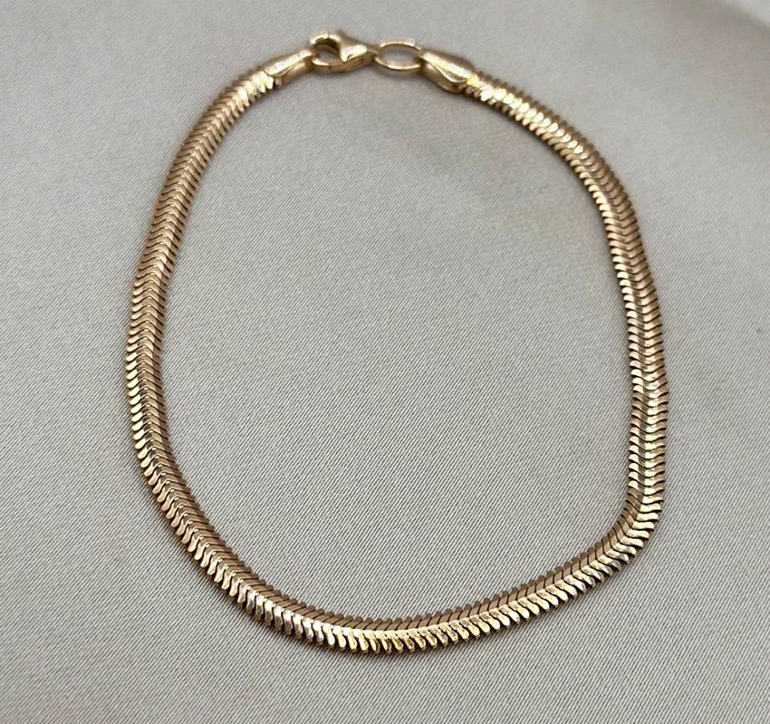 Rose gold bracelet