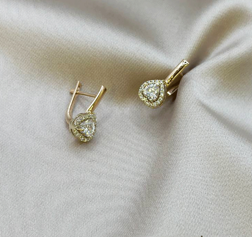 Rose gold earrings with cubic zirconia