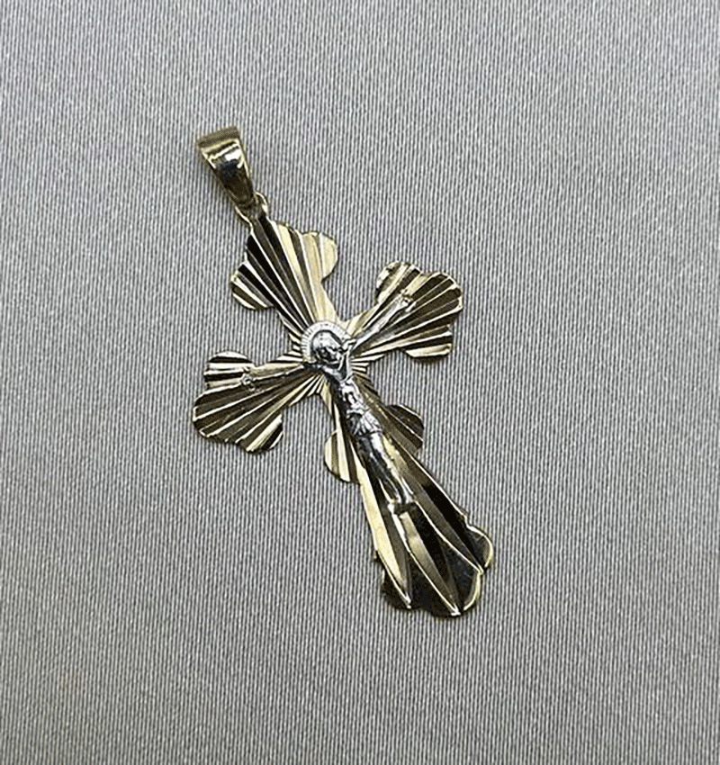 Крестик из розового золота