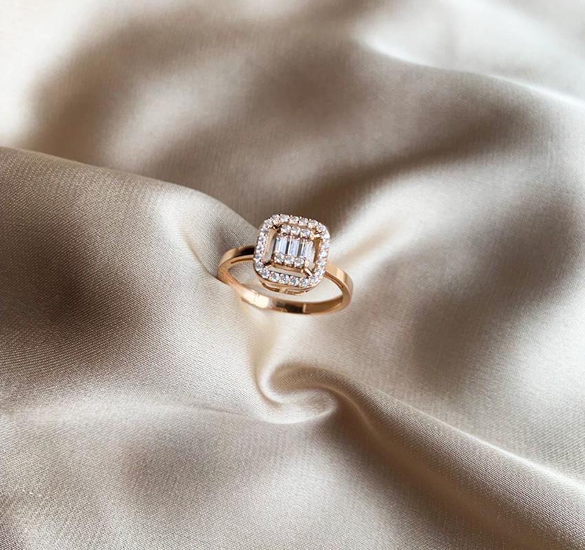 Inel din aur roz cu zirconiu