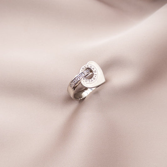 Silver ring with cubic zirconia