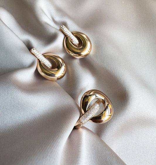 Rose gold set with zircon