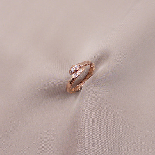 Inel din aur roz cu zircon