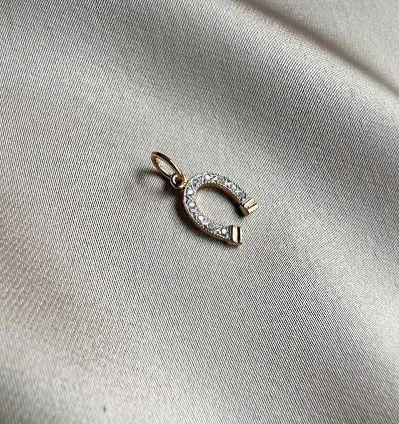 Подвеска из розового золота