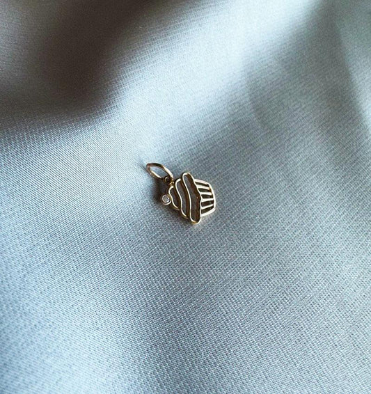 Подвеска из розового золота