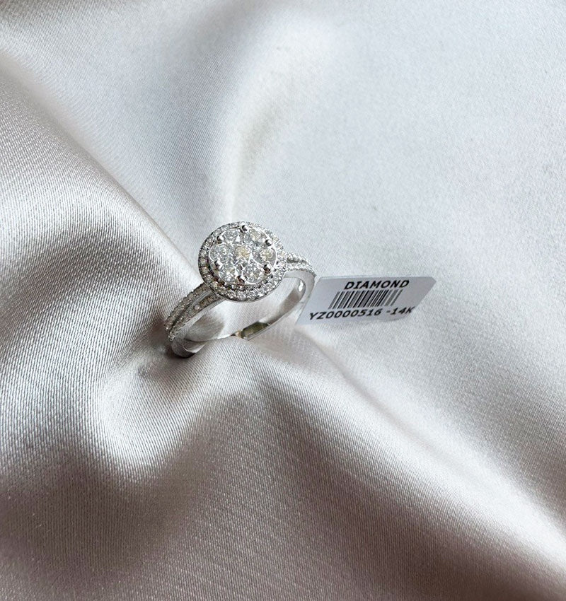 Inel din aur alb cu diamant de 0,55 ct