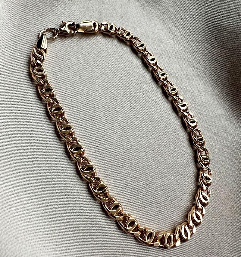 Rose gold bracelet