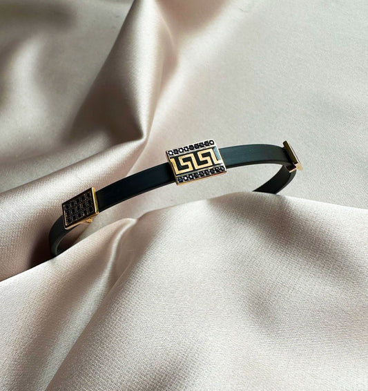 Rose gold bracelet with zircon, leather and rubber