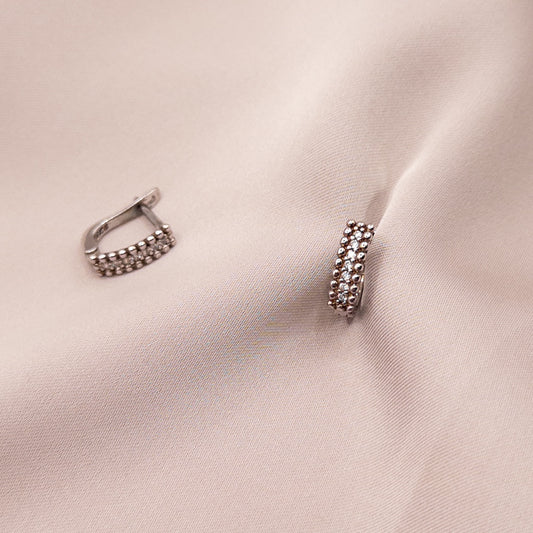 Серьги из серебра с цирконом