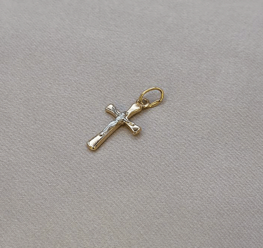 Крестик из розового золота
