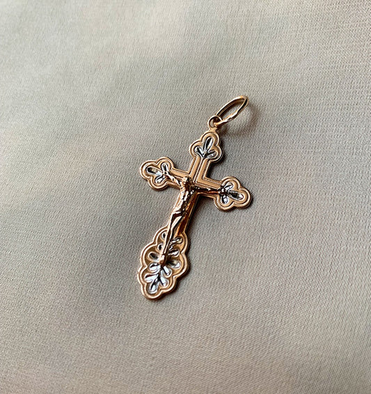 Крестик из розового золота