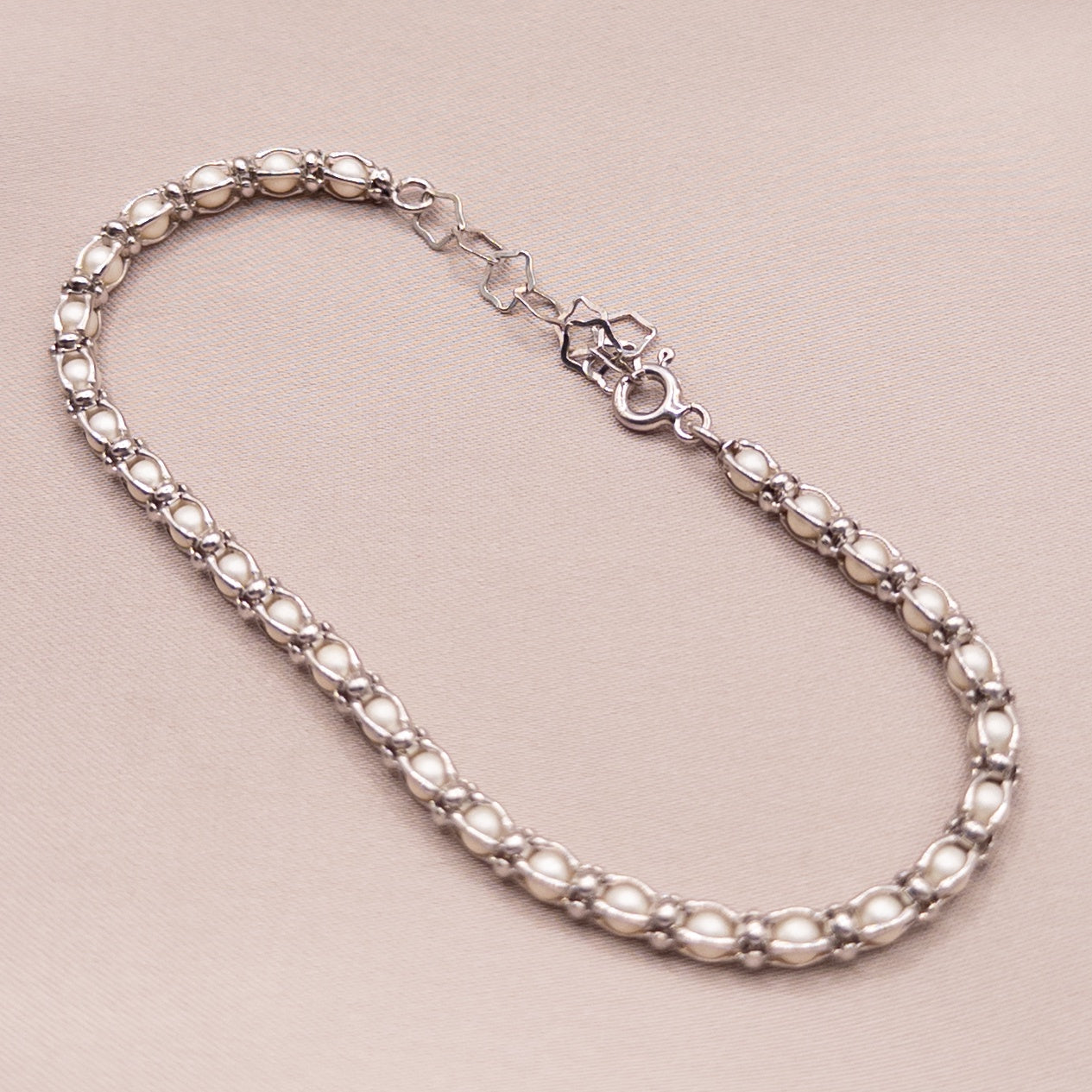Браслет из серебра с жемчугом