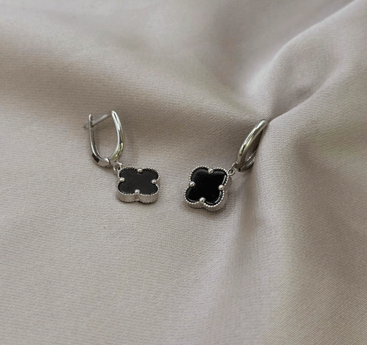 Rose gold earrings with zircon