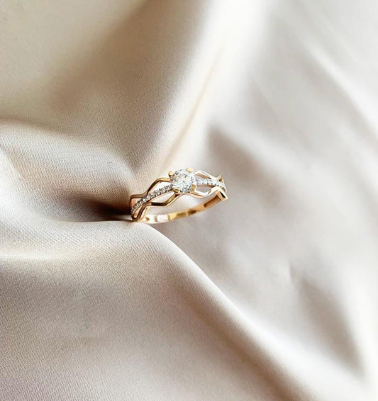 Помолвочное кольцо из розового золота