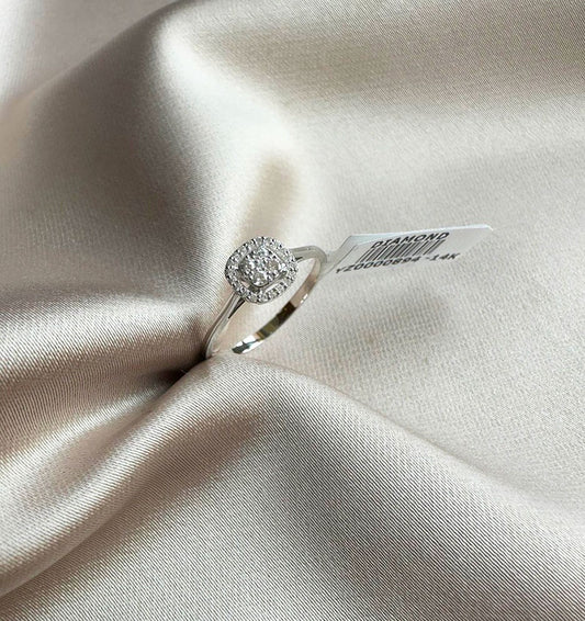 White gold ring with 0.13ct diamond