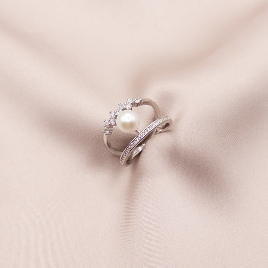 Silver ring with cubic zirconia