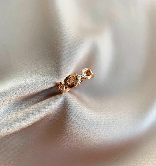 Rose gold ring