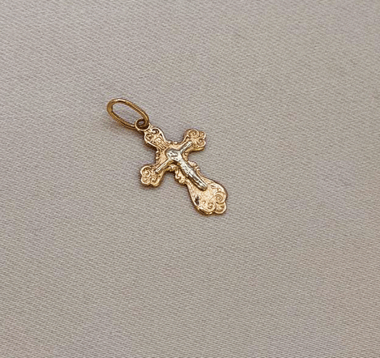 Крестик из розового золота