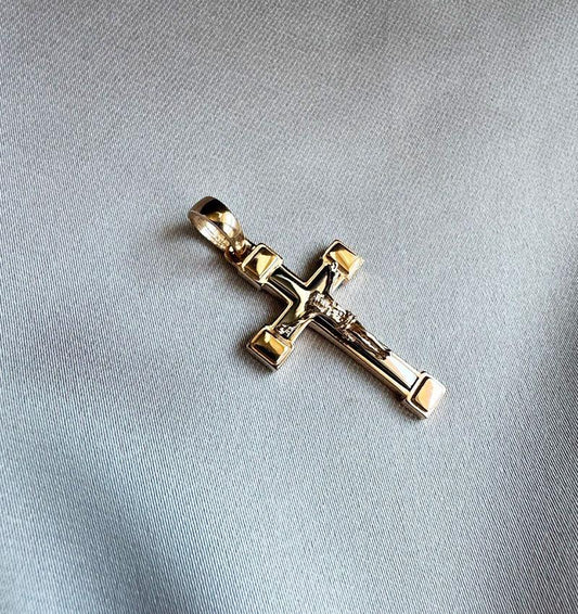Cruciuliță din aur roz