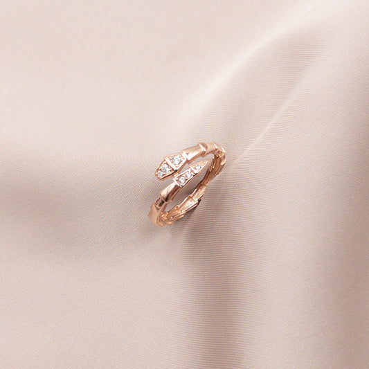 Inel din aur roz cu zircon