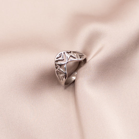 Silver ring with cubic zirconia