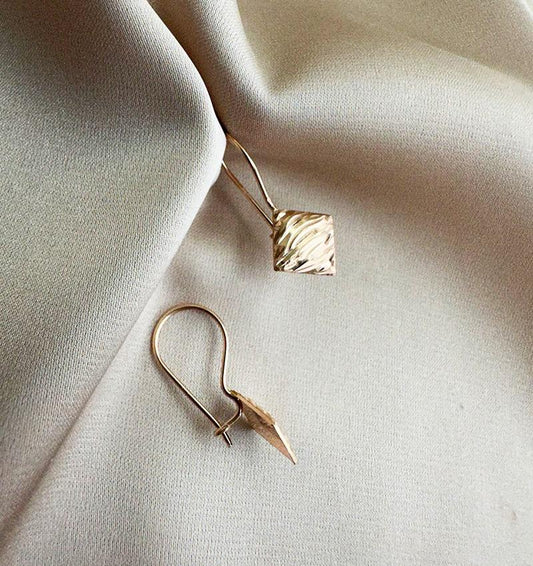 Серьги из розового золота