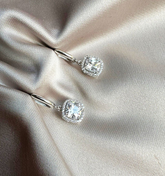 Серьги из белого золота