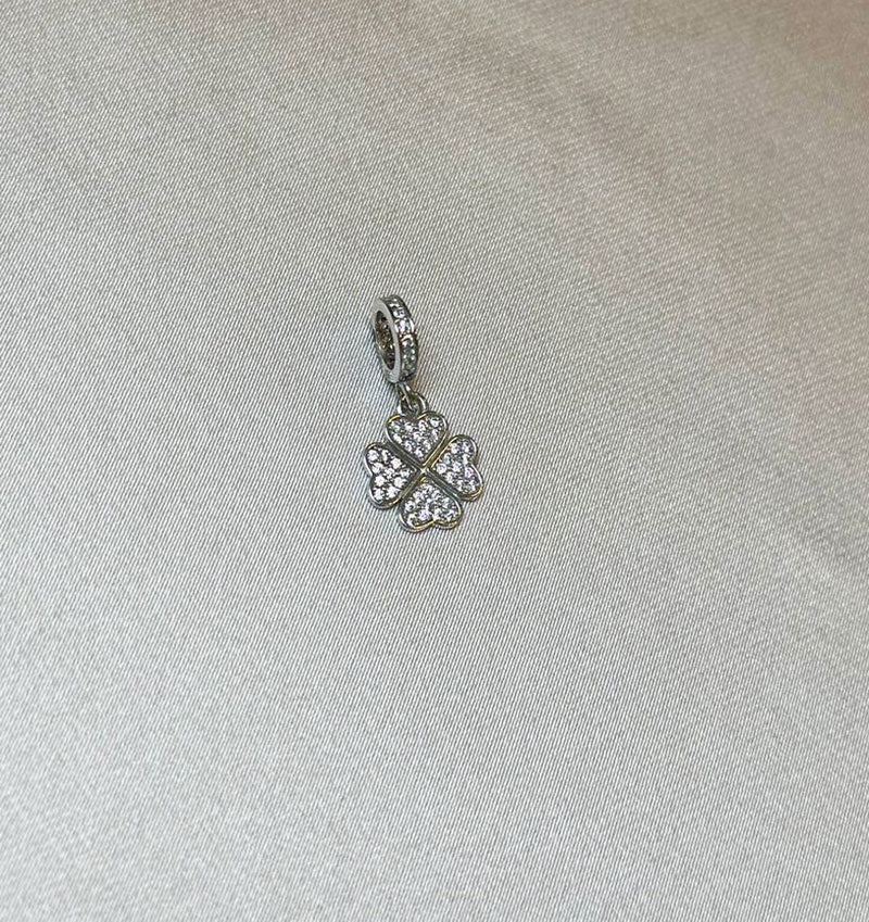 Pandantiv din argint cu zirconiu