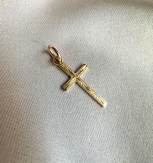 Крестик из розового золота
