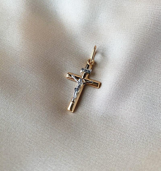 Крестик из розового золота