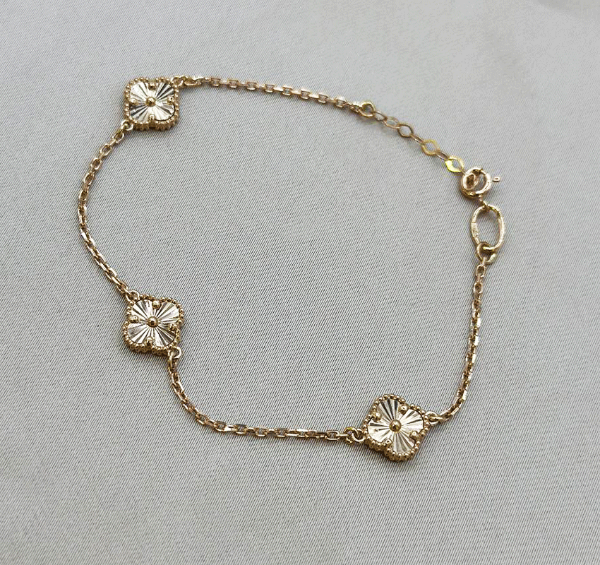 Браслет из розового золота