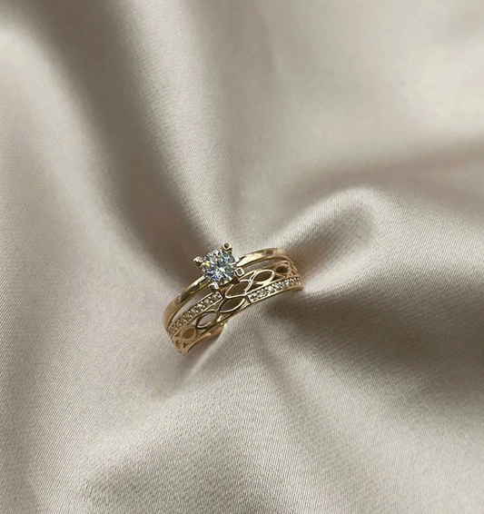 Помолвочное кольцо из розового золота