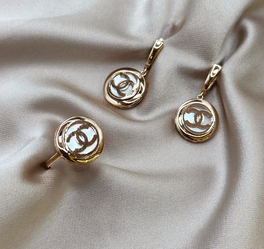 Rose gold set with mother of pearl