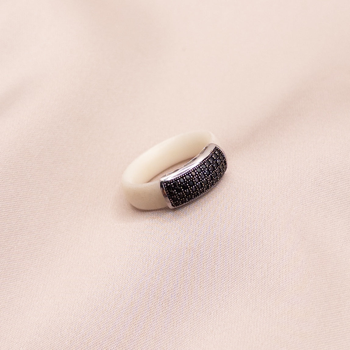 Sterling silver ring with cubic zirconia